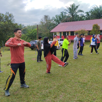 Kegiatan SENAM SEHAT BERSAMA
